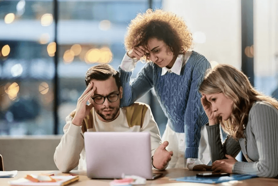 19 Misguided Pieces Of Advice These Agency Pros Had To Unlearn