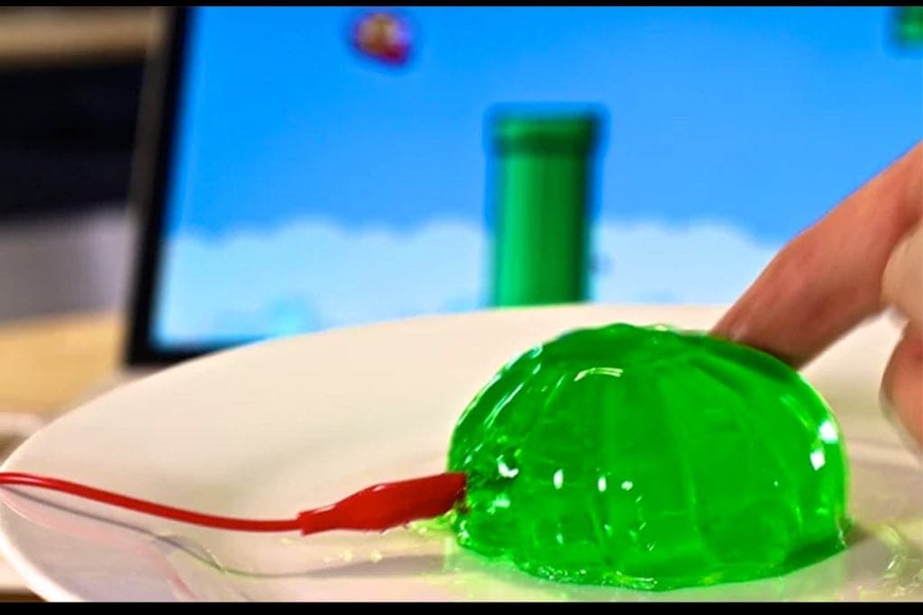 6 Crazy Awesome Tech Products on Kickstarter Right Now