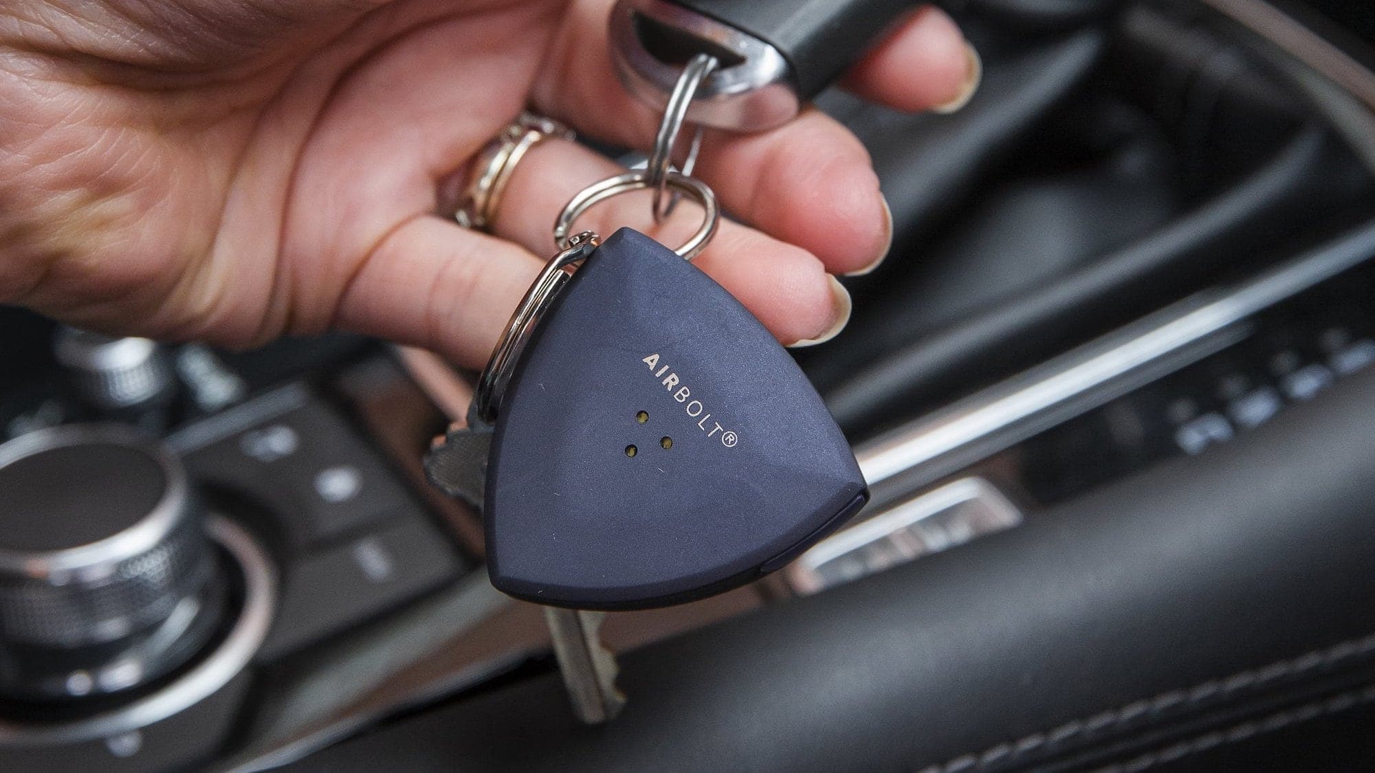 AirBolt GPS global tracking device has a 12-month battery life