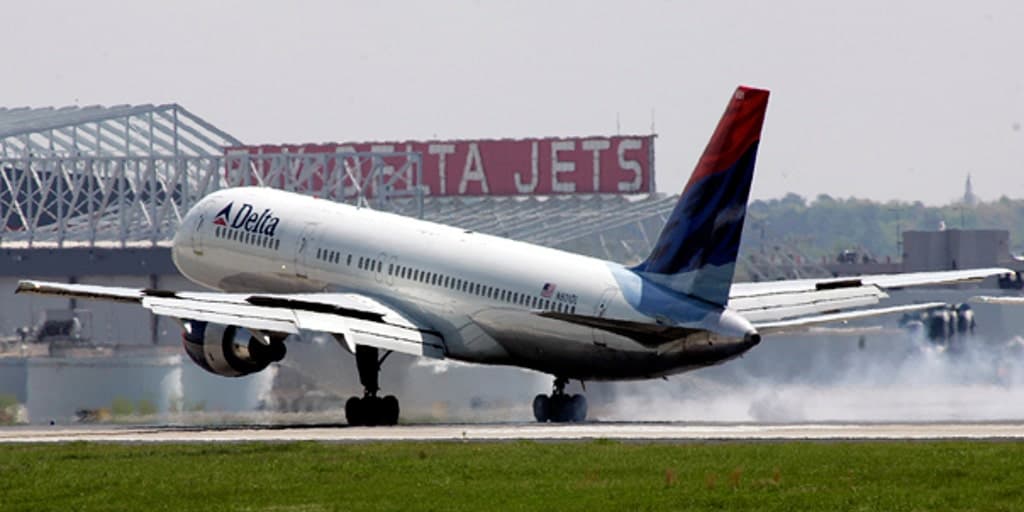 Could you be owed $1,300 for that delayed flight? | Fox Business Video