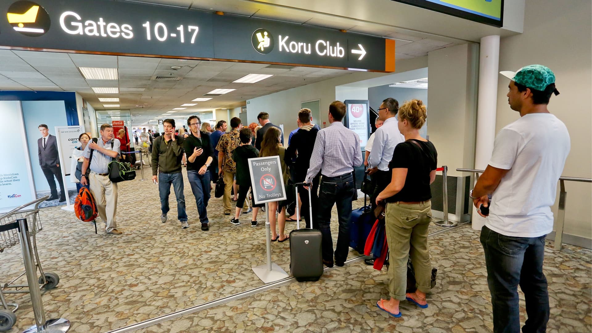 Bumped from a flight, app helps fliers collect airline fees