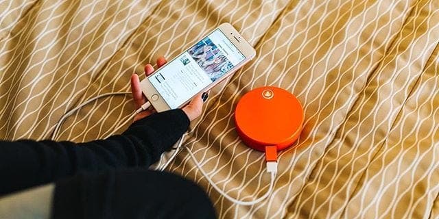 My new must-have travel gadget saved me a ton on cell phone data on my last international trip